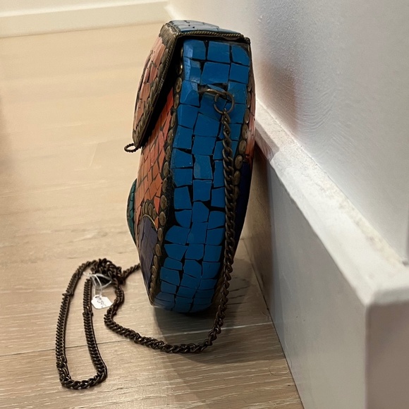 Handmade Mosaic Tile Crossbody Metal Handbag (Red & Blue) - Picture 7 of 11